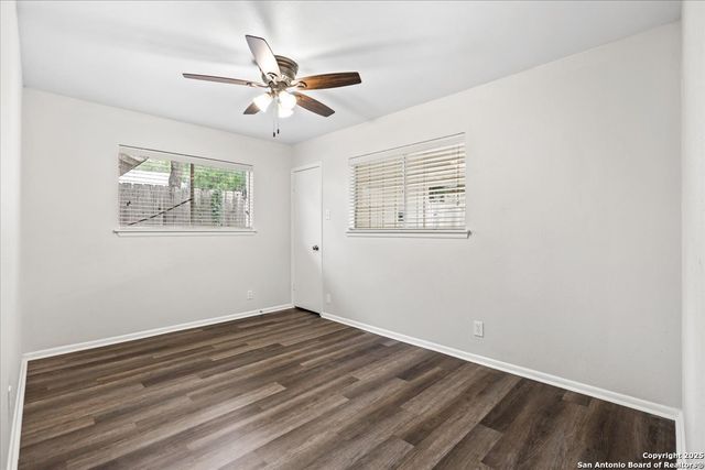 706 Serenade Dr, San Antonio, TX 78216