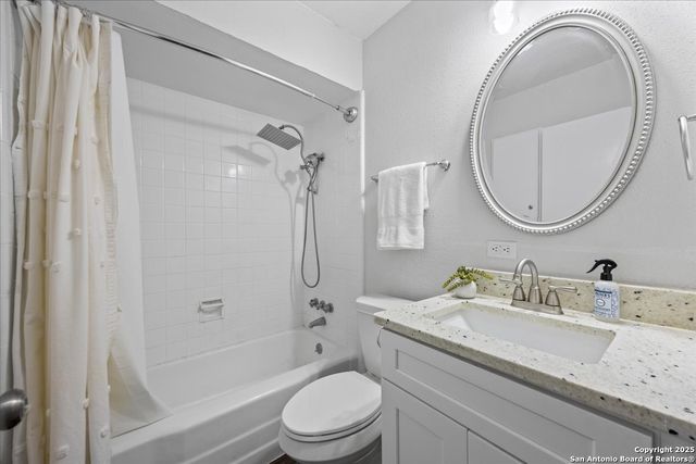 706 Serenade Dr, San Antonio, TX 78216