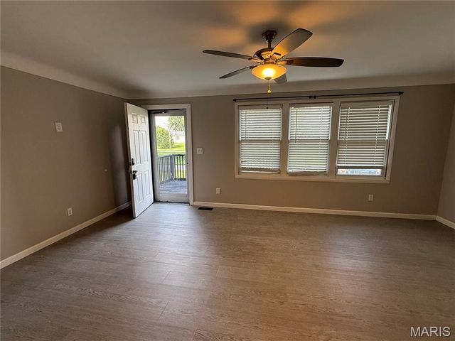 107 Brookside Drive, O'fallon, IL 62269