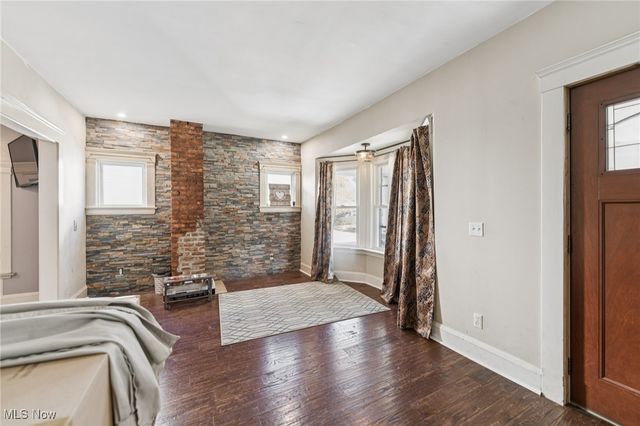 1312 W 93rd Street, Cleveland, OH 44102