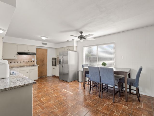 4535 N Laureen Avenue, Fresno, CA 93726