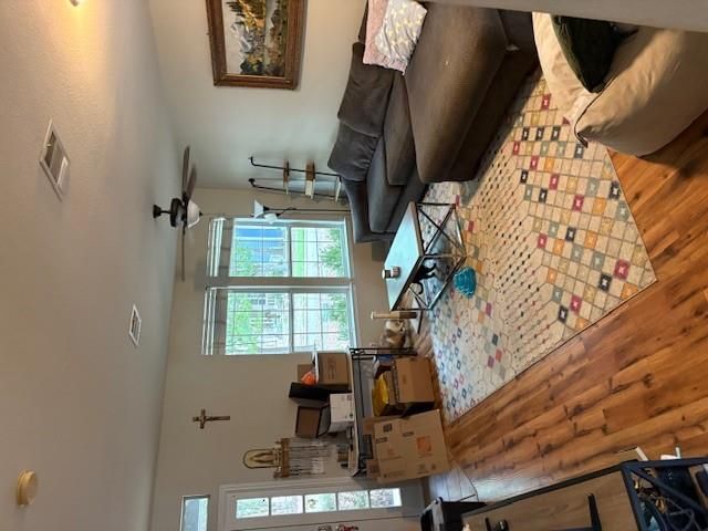 5689 Fergus B, Kyle, TX 78640