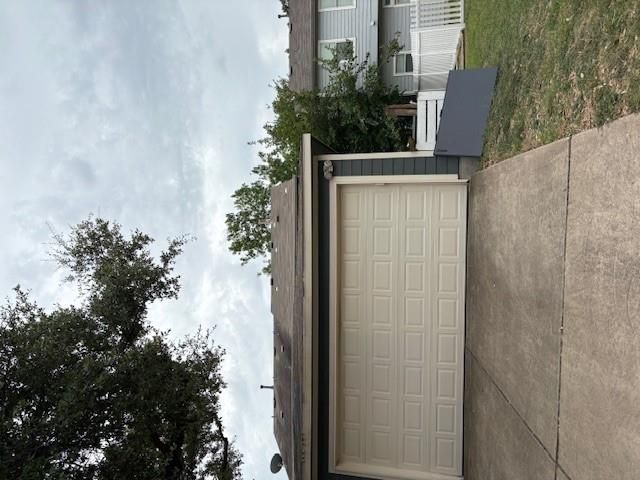 5689 Fergus B, Kyle, TX 78640