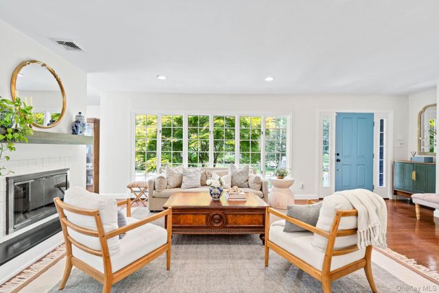 32 Hennessey Drive, Huntington, NY 11743