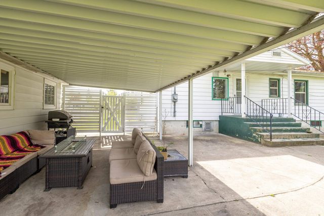 3006 W Monticello Pl, Spokane, WA 99205