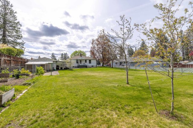 3006 W Monticello Pl, Spokane, WA 99205