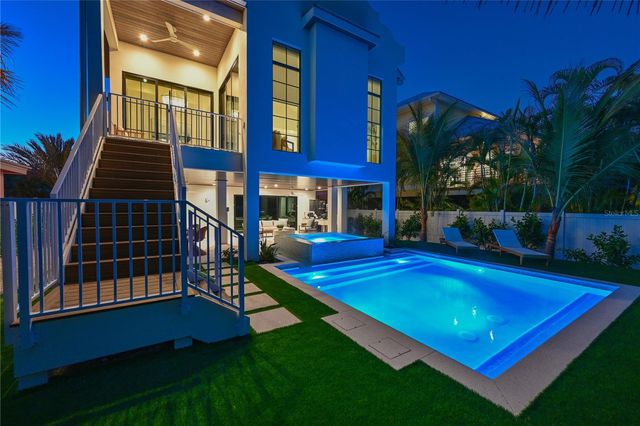 113 PALMETTO AVENUE, Anna Maria, FL 34216