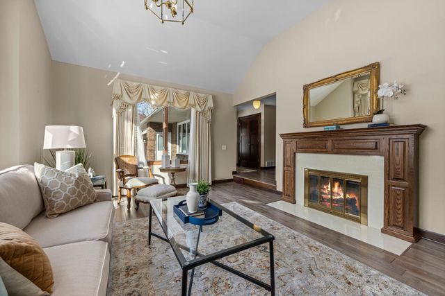 4687 Parkridge Drive, Eagan, MN 55123