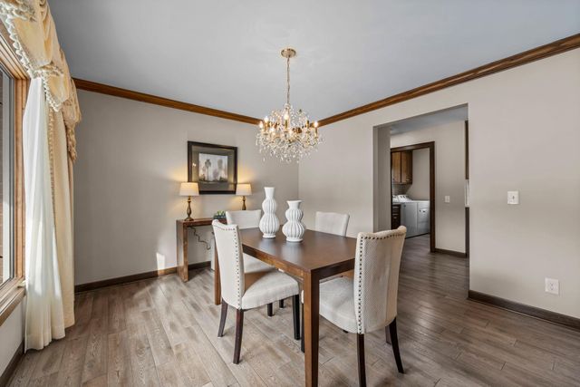 4687 Parkridge Drive, Eagan, MN 55123