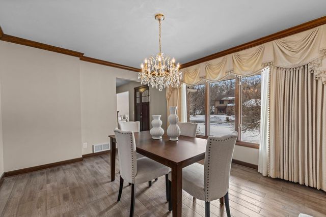 4687 Parkridge Drive, Eagan, MN 55123