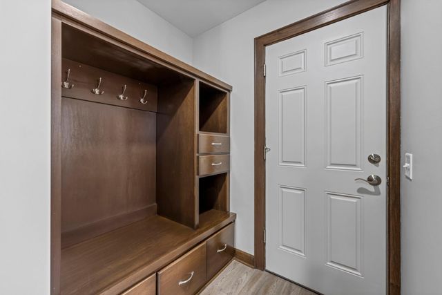 4687 Parkridge Drive, Eagan, MN 55123