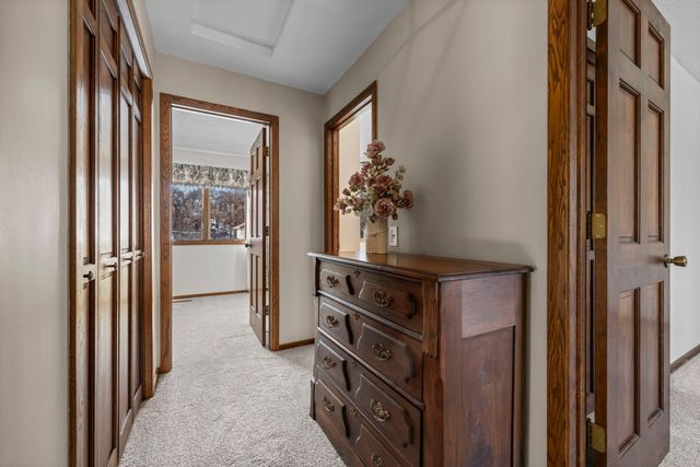 4687 Parkridge Drive, Eagan, MN 55123