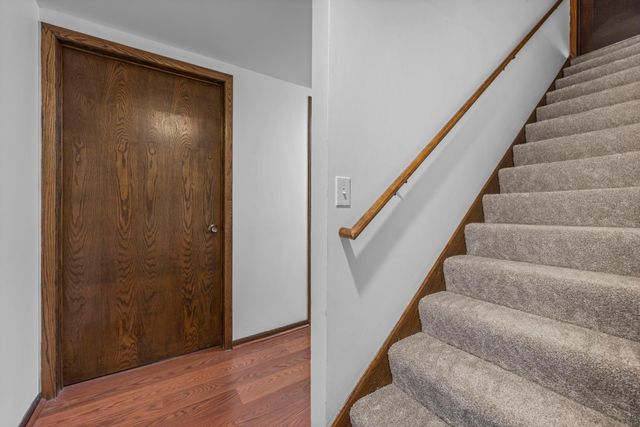 4687 Parkridge Drive, Eagan, MN 55123