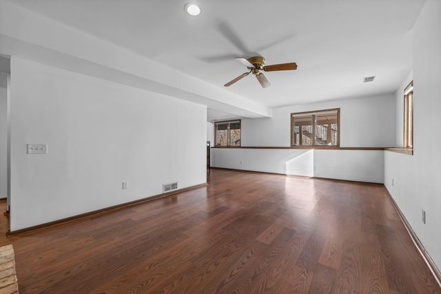 4687 Parkridge Drive, Eagan, MN 55123