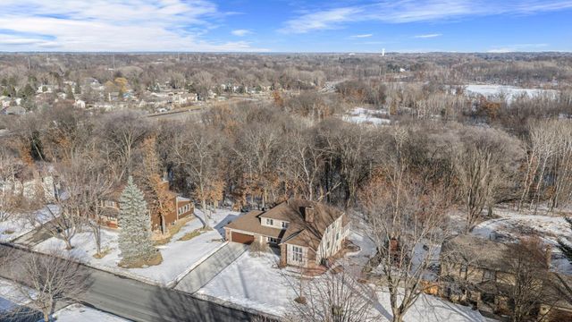 4687 Parkridge Drive, Eagan, MN 55123