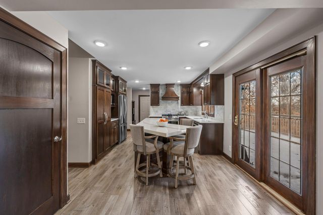 4687 Parkridge Drive, Eagan, MN 55123