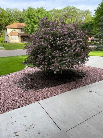 4687 Parkridge Drive, Eagan, MN 55123