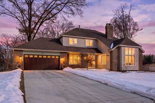4687 Parkridge Drive, Eagan, MN 55123