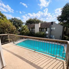 9707 Richmond Avenue 16, Houston, TX 77042