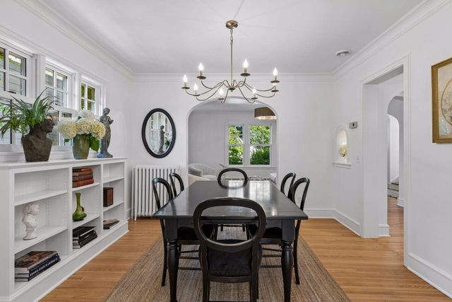4033 Ewing Avenue S, Minneapolis, MN 55410
