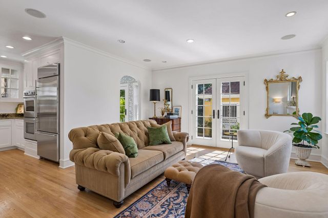 4033 Ewing Avenue S, Minneapolis, MN 55410