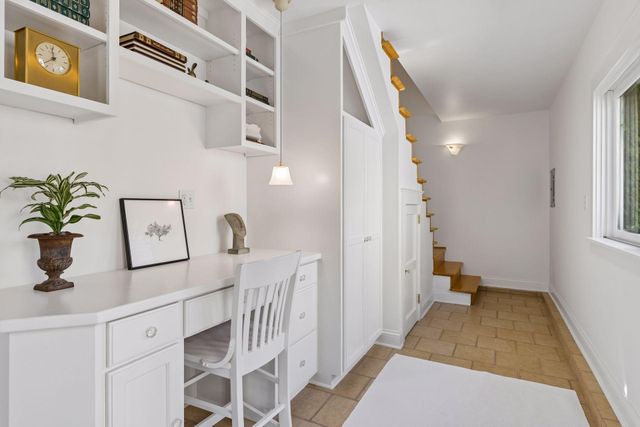 4033 Ewing Avenue S, Minneapolis, MN 55410