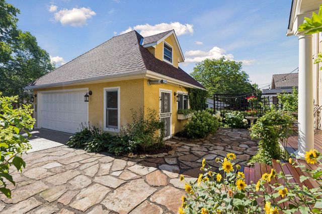4033 Ewing Avenue S, Minneapolis, MN 55410