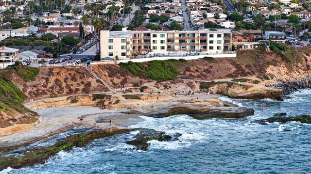 4745 Coronado, San Diego, CA 92107