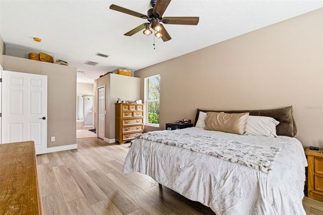 8817 WAVYEDGE COURT, Trinity, FL 34655