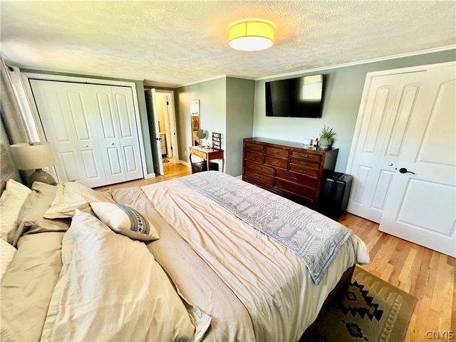 15 Gregory Street, Oswego, NY 13126