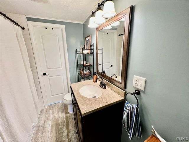 15 Gregory Street, Oswego, NY 13126