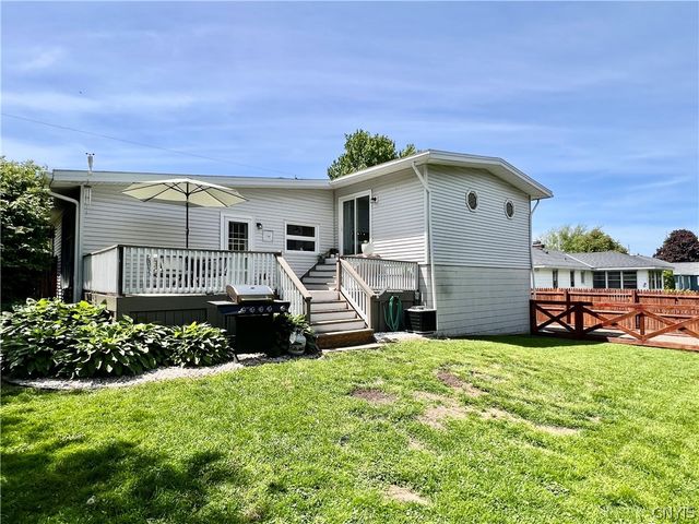15 Gregory Street, Oswego, NY 13126