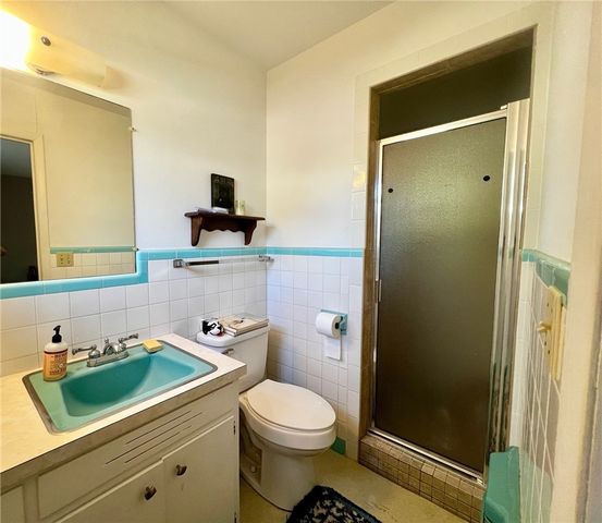 1910 N Greenvalley Avenue, Fayetteville, AR 72703
