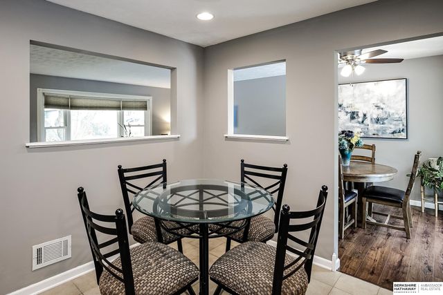 4211 N 94th Street, Omaha, NE 68134