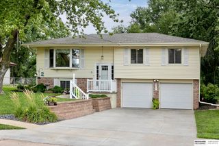 4211 N 94th Street, Omaha, NE 68134