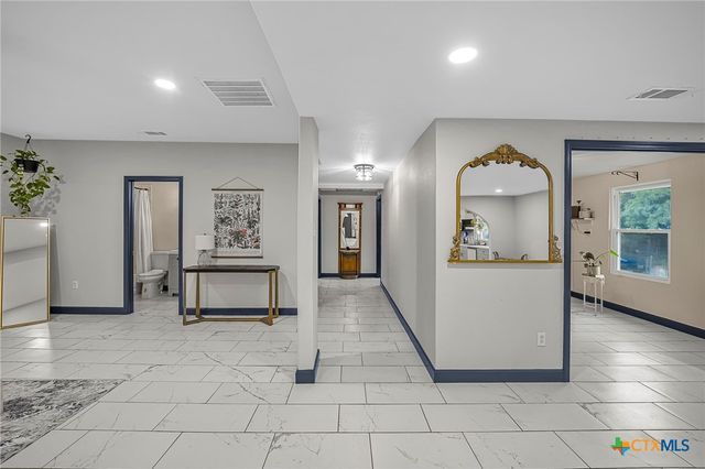 133 Alamo Drive, Pipe Creek, TX 78063