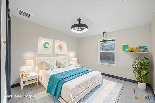 133 Alamo Drive, Pipe Creek, TX 78063