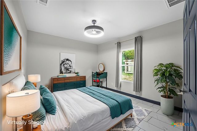 133 Alamo Drive, Pipe Creek, TX 78063