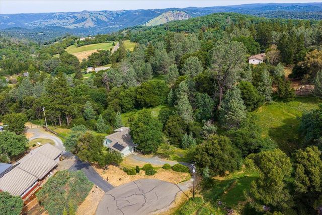 6597 Baralee Ln, Placerville, CA 95667