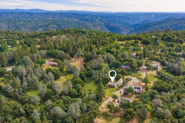 6597 Baralee Ln, Placerville, CA 95667