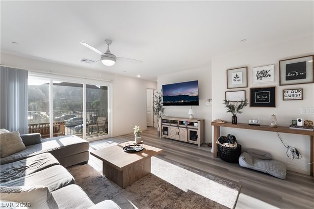 6818 Truffle Gray Street, Las Vegas, NV 89148