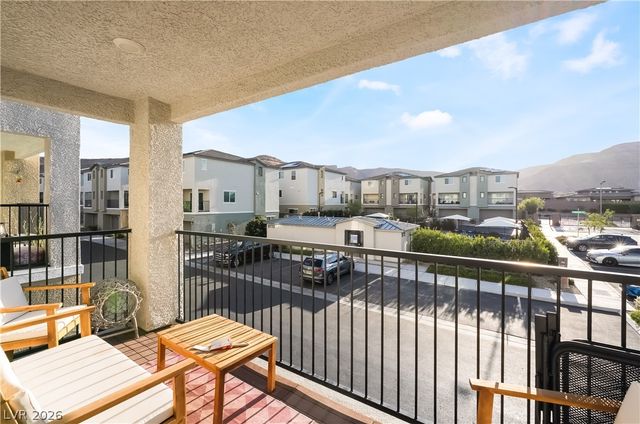 6818 Truffle Gray Street, Las Vegas, NV 89148
