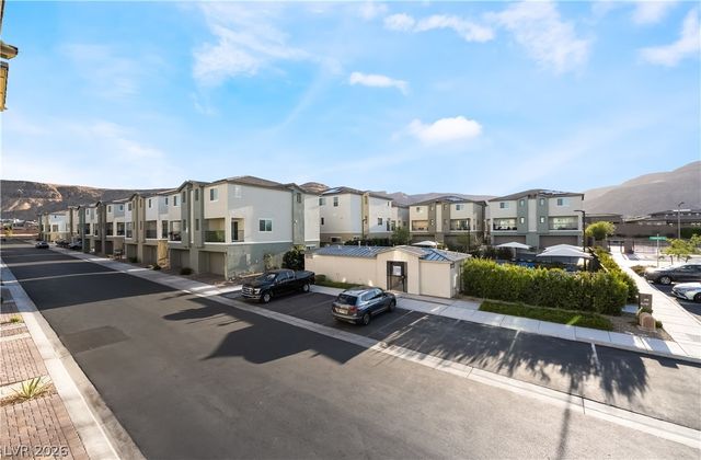 6818 Truffle Gray Street, Las Vegas, NV 89148