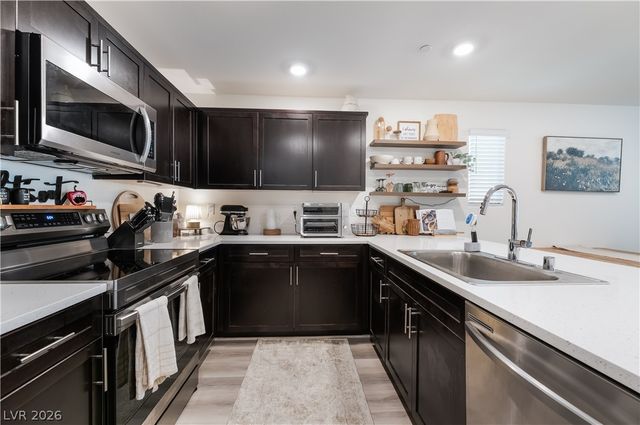 6818 Truffle Gray Street, Las Vegas, NV 89148