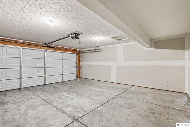 5973 Silver Brook Place, Lincoln, NE 68521