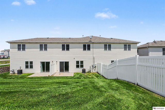 5973 Silver Brook Place, Lincoln, NE 68521