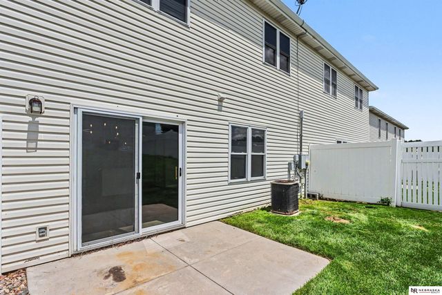 5973 Silver Brook Place, Lincoln, NE 68521