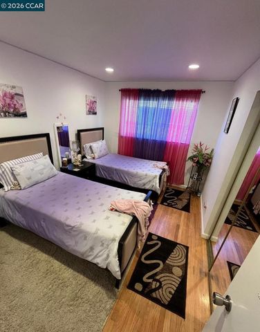 1078 1078 Via Enrico, San Lorenzo, CA 94580