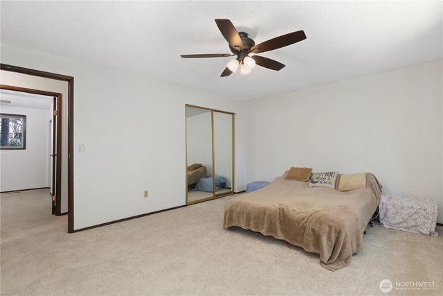 4727 171st Avenue Ct E, Lake Tapps, WA 98391