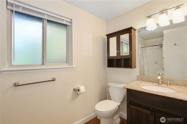 4727 171st Avenue Ct E, Lake Tapps, WA 98391